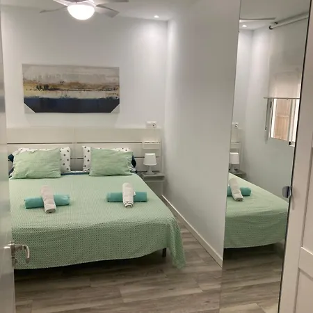 Bright Sea Apartment